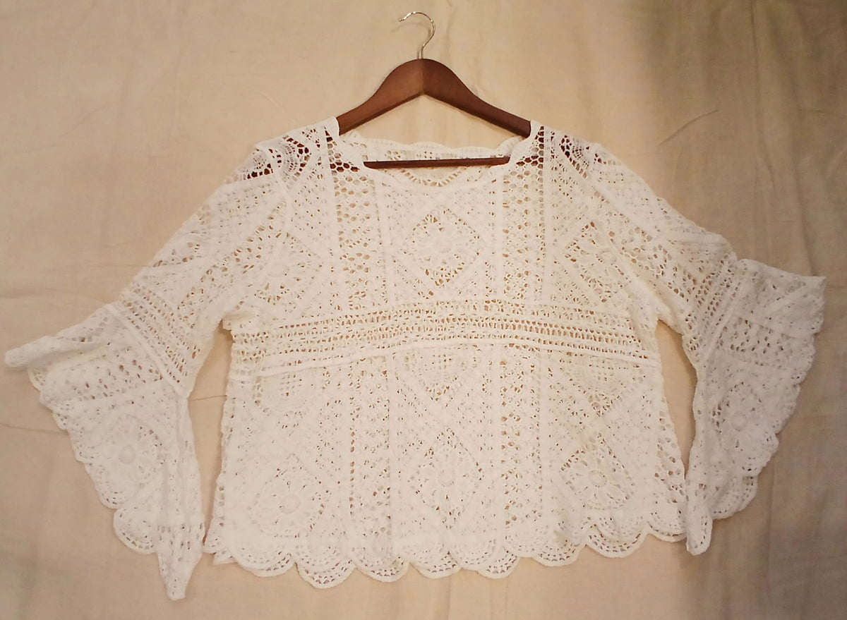 Luna Lace Top